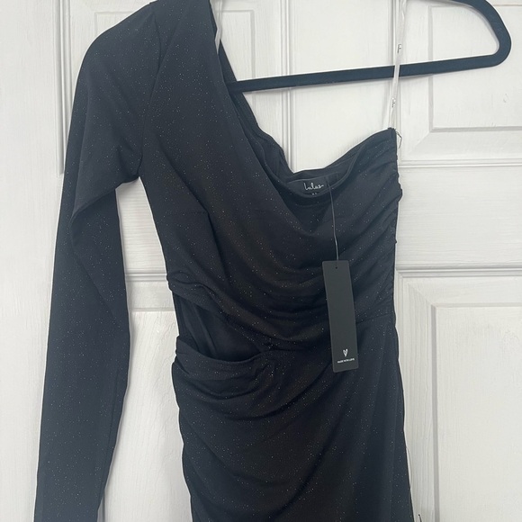 “Lulus: One- Shoulder evening dress size XS” - Picture 5 of 12